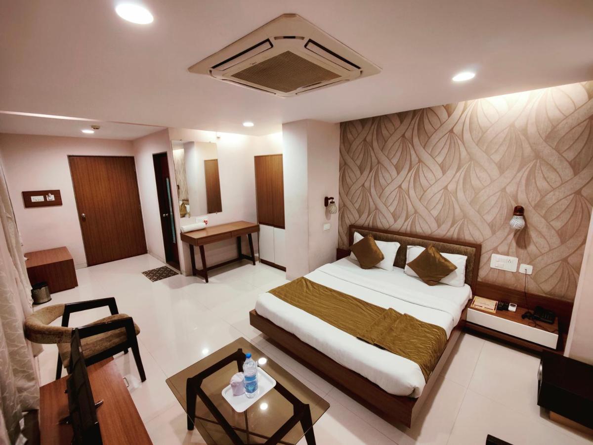 Hotel Darshan inn - Housity