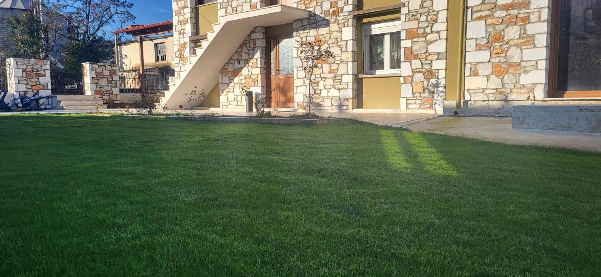 Rock House Villa - Housity