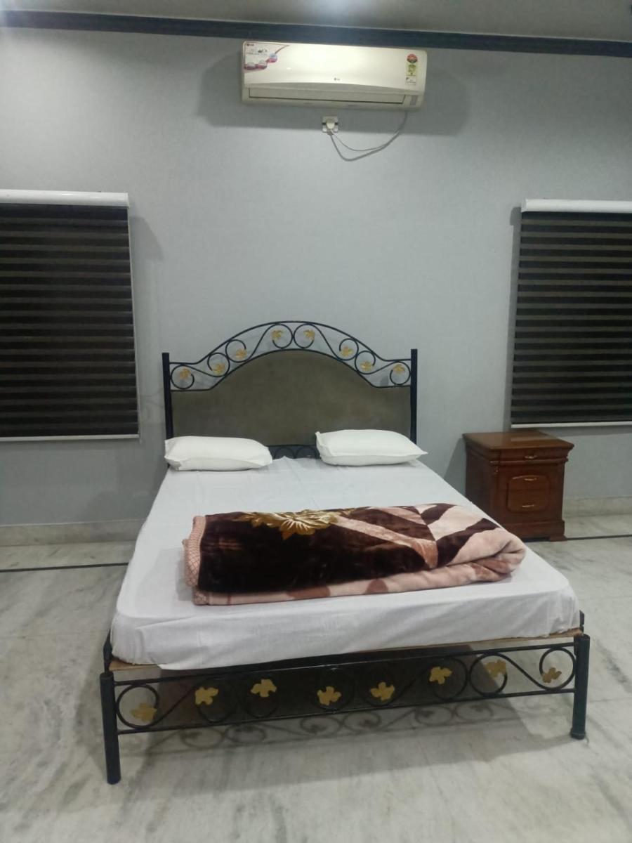 Shree Om Home Stay - Housity
