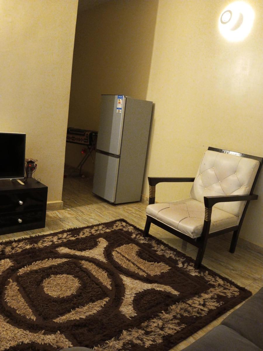 Suitetrails - Almond Crescent Apartment, Lokogoma