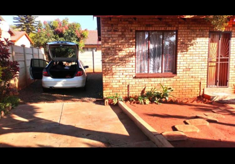Geelhout Park Ext 9 - Housity