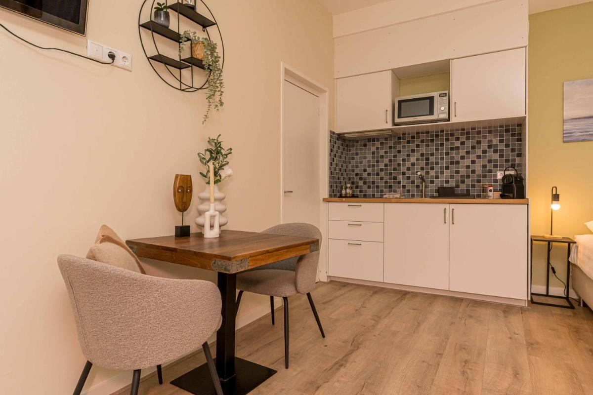 Vijf Koningen - Housity