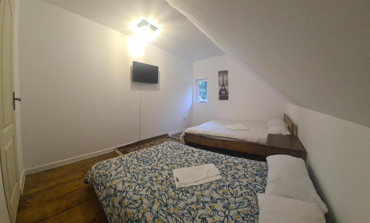 Casuta Bunicii - Housity