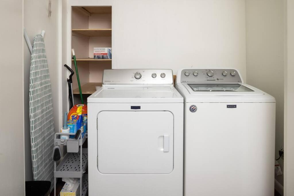 Edge of the Wedge - Rochesters most convenient home - Housity