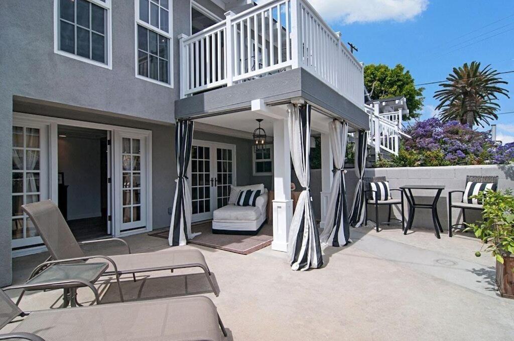 Remodeled Beach Bungalow, Block to the Beach - Housity