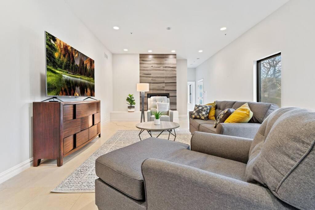 Dallas Estate! - Housity