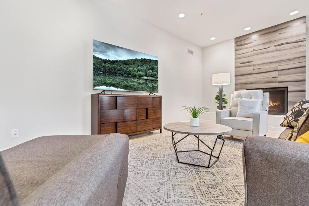 Dallas Estate! - Housity