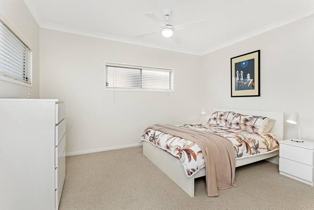 Burleigh Holiday Apartment - Burleigh Letting - Housity