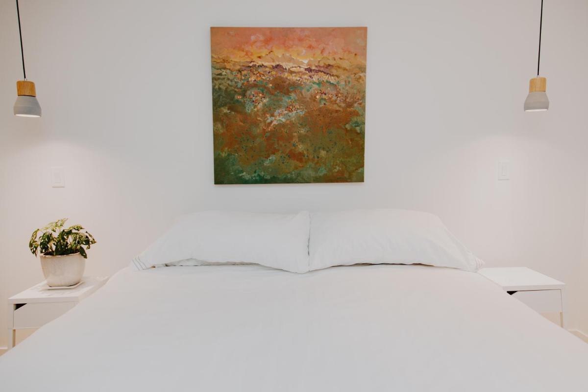 Suitetrails - Serene Mountain Stays - 1 BR suite
