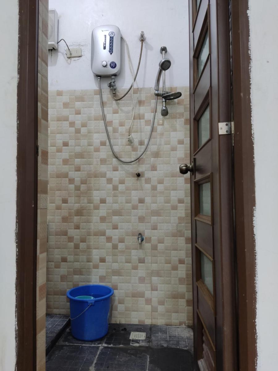 Keneth Hostel - Housity