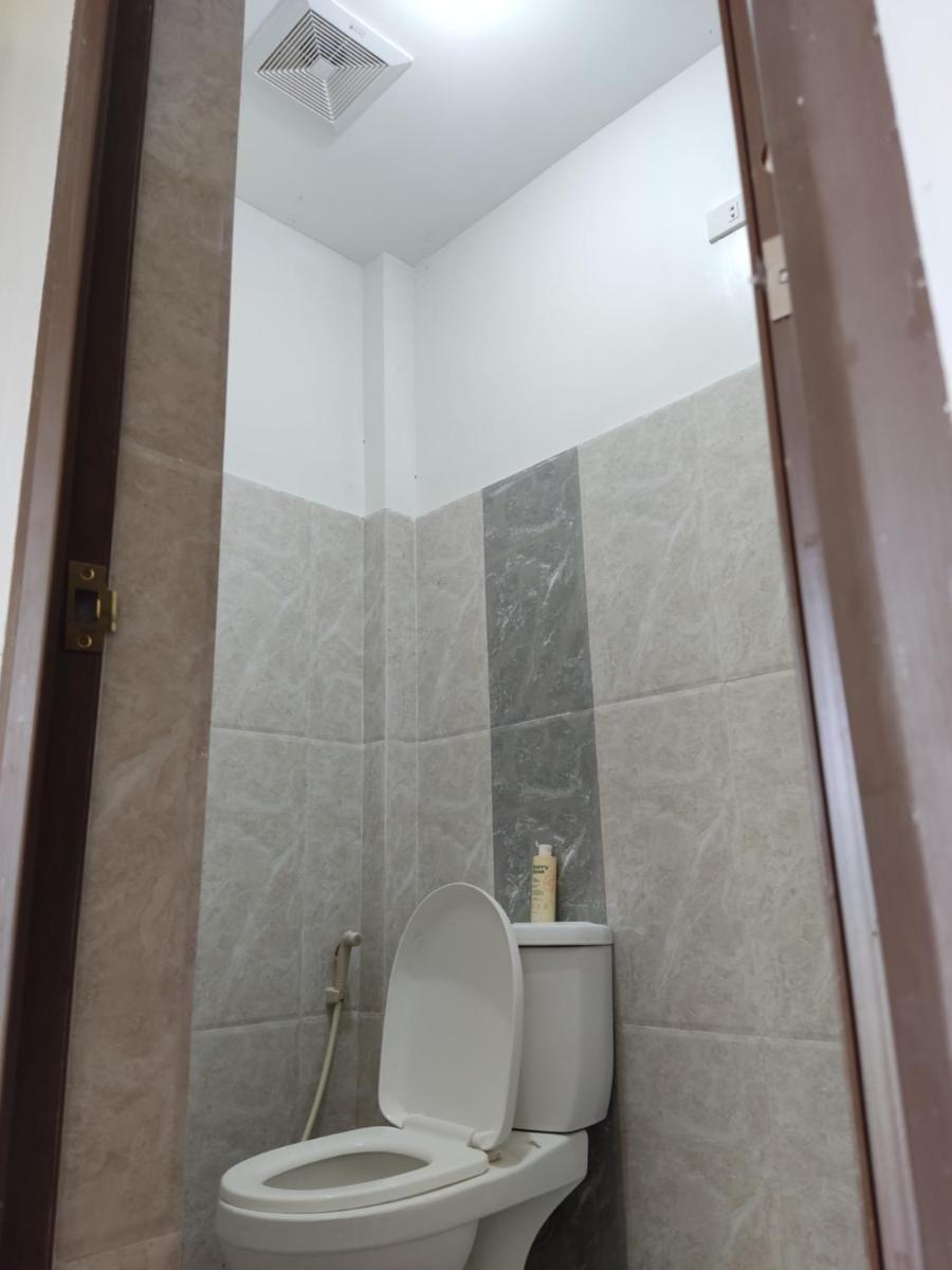 Keneth Hostel - Housity