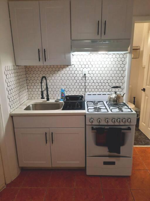 Pet Friendly Apartment minutes from NYC! - Housity