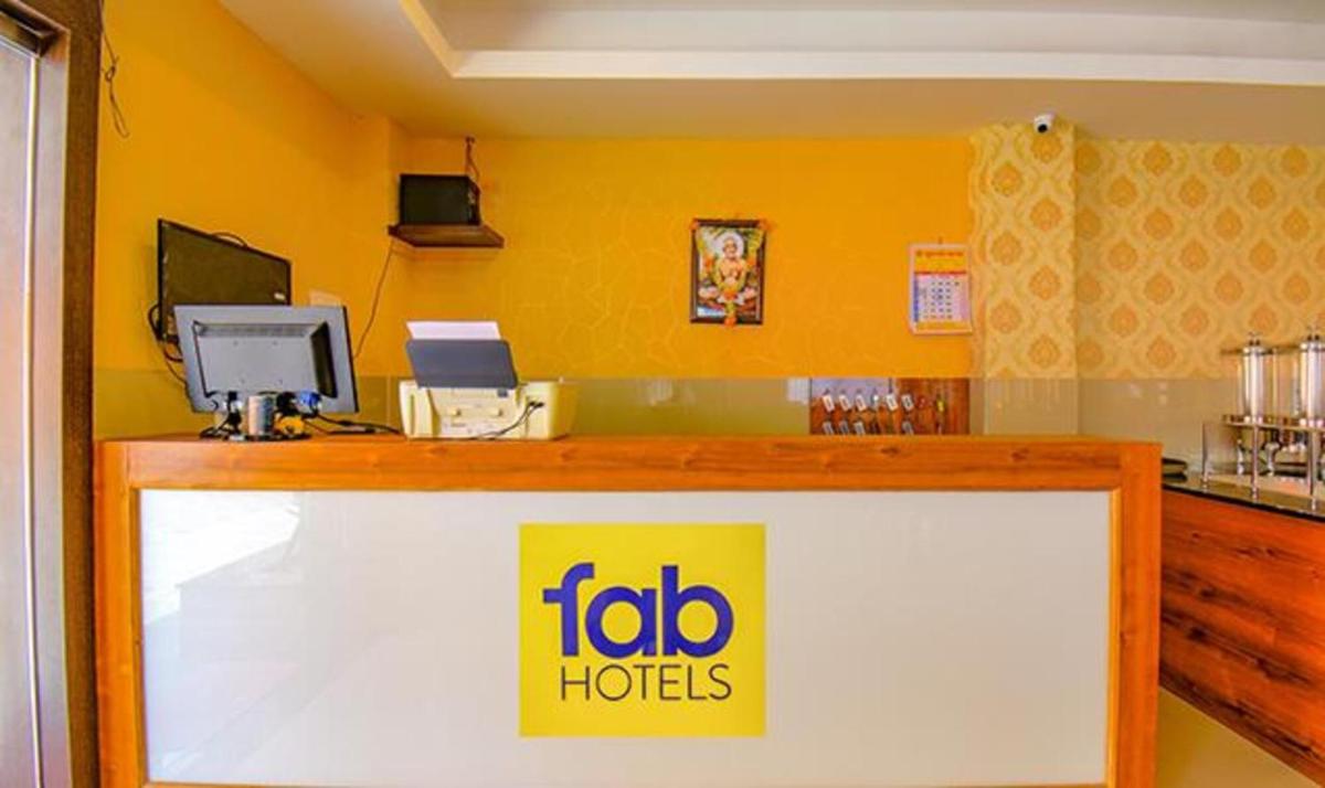 FabHotel Empire Executive - Housity