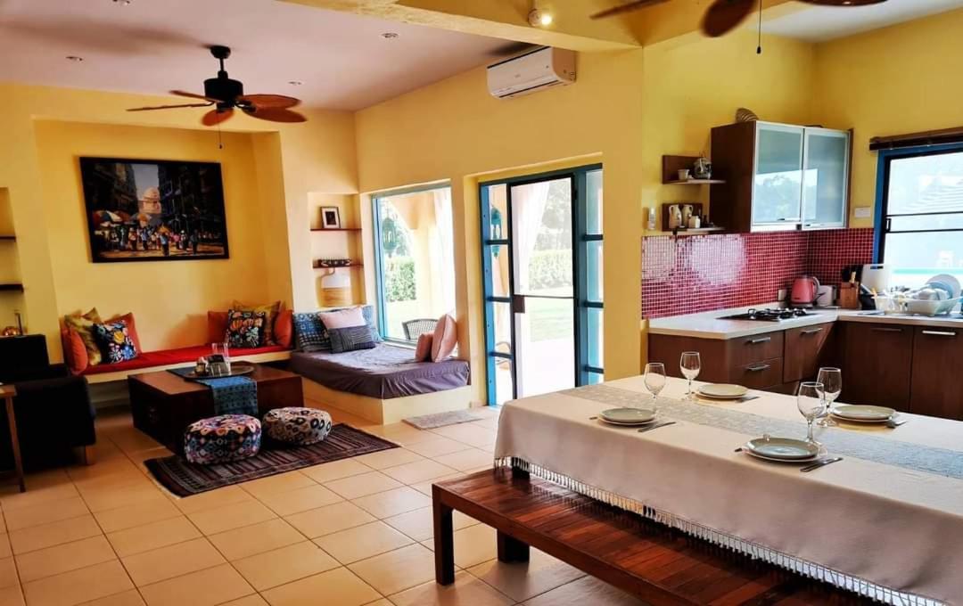 Kampu Nature Pool Villa Rayong - Housity