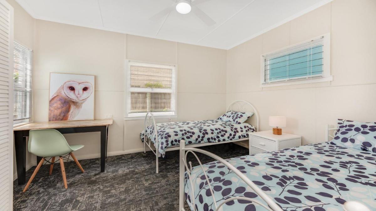 92 Landsborough Parade Golden Beach - Housity