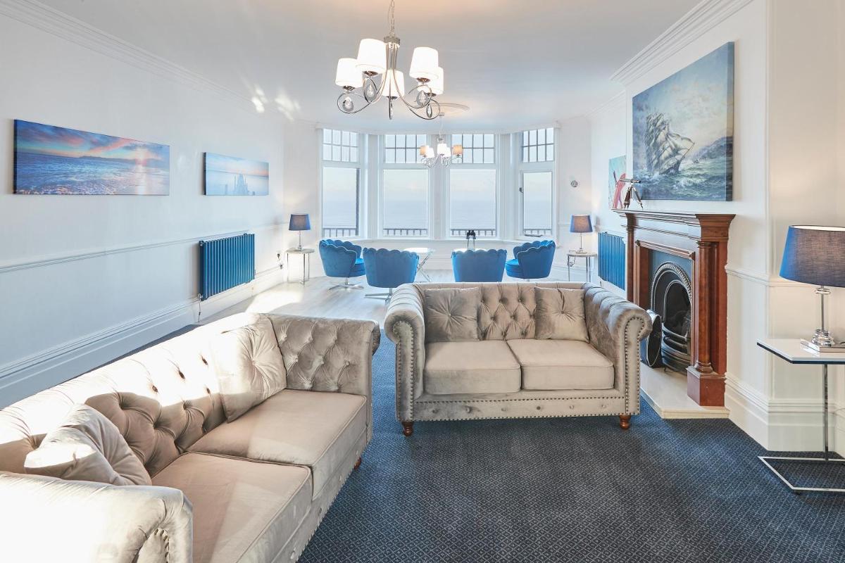 Host & Stay - Captain's Deck Seafront Apartment - Housity