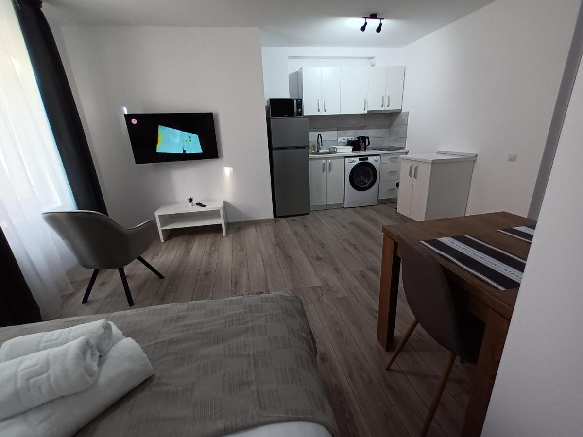 Old Town Studio Apartments - Housity
