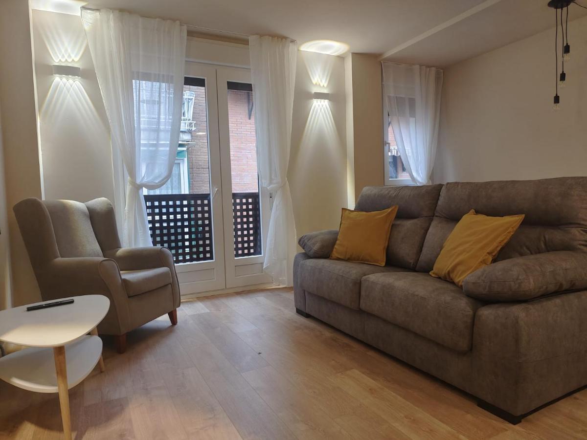 Apartamentos Picasso - Housity