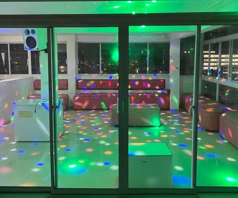 DubaiRD Aparta-Hotel - Housity