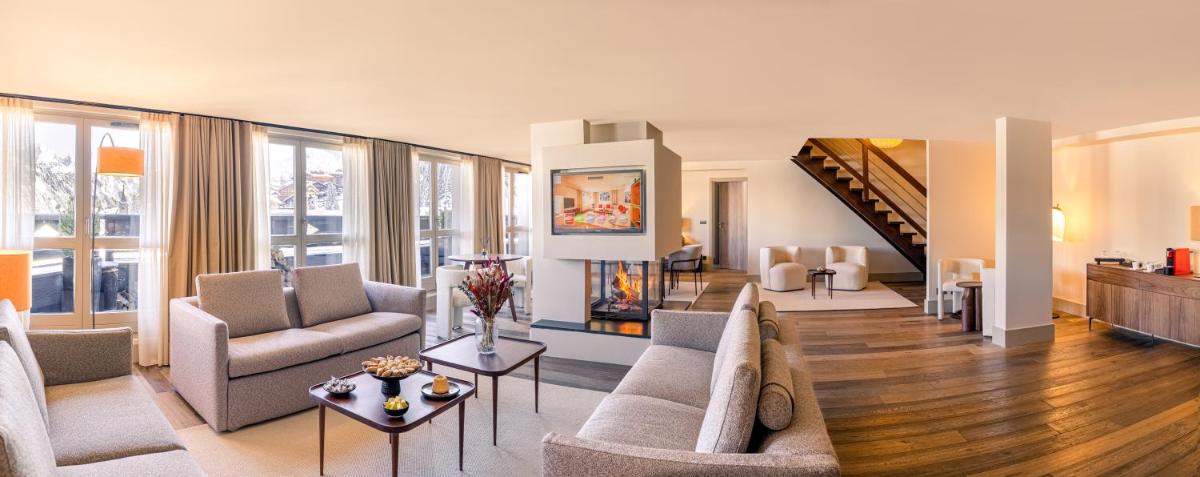 Coin salon dans l'établissement Les Suites de la Potinière