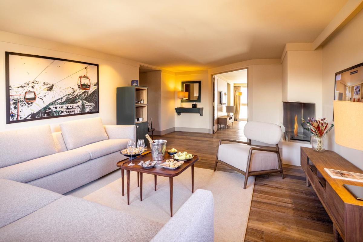 Coin salon dans l'établissement Les Suites de la Potinière