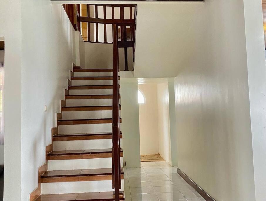 Villa Nada Situgunung. - Housity