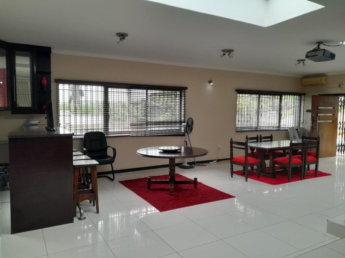 The Family and Prayer Guesthouse - Housity
