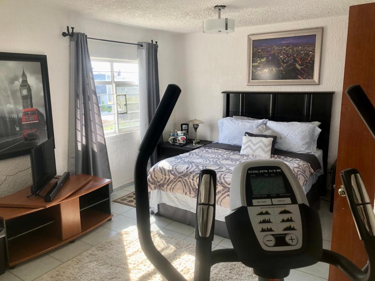 Hacienda Inn - Housity