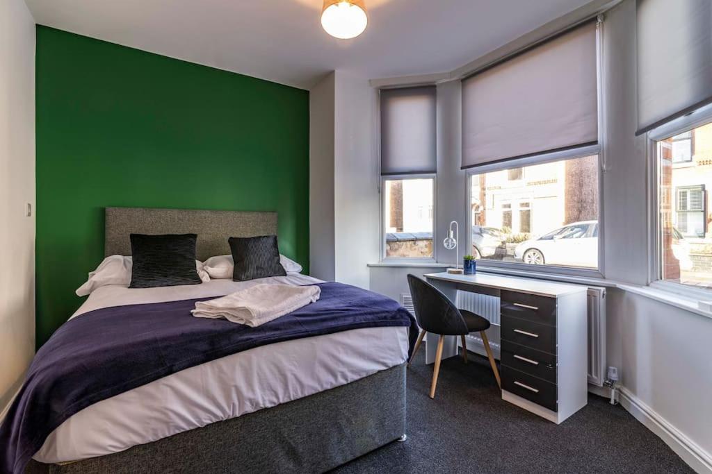 Wellington House - Housity