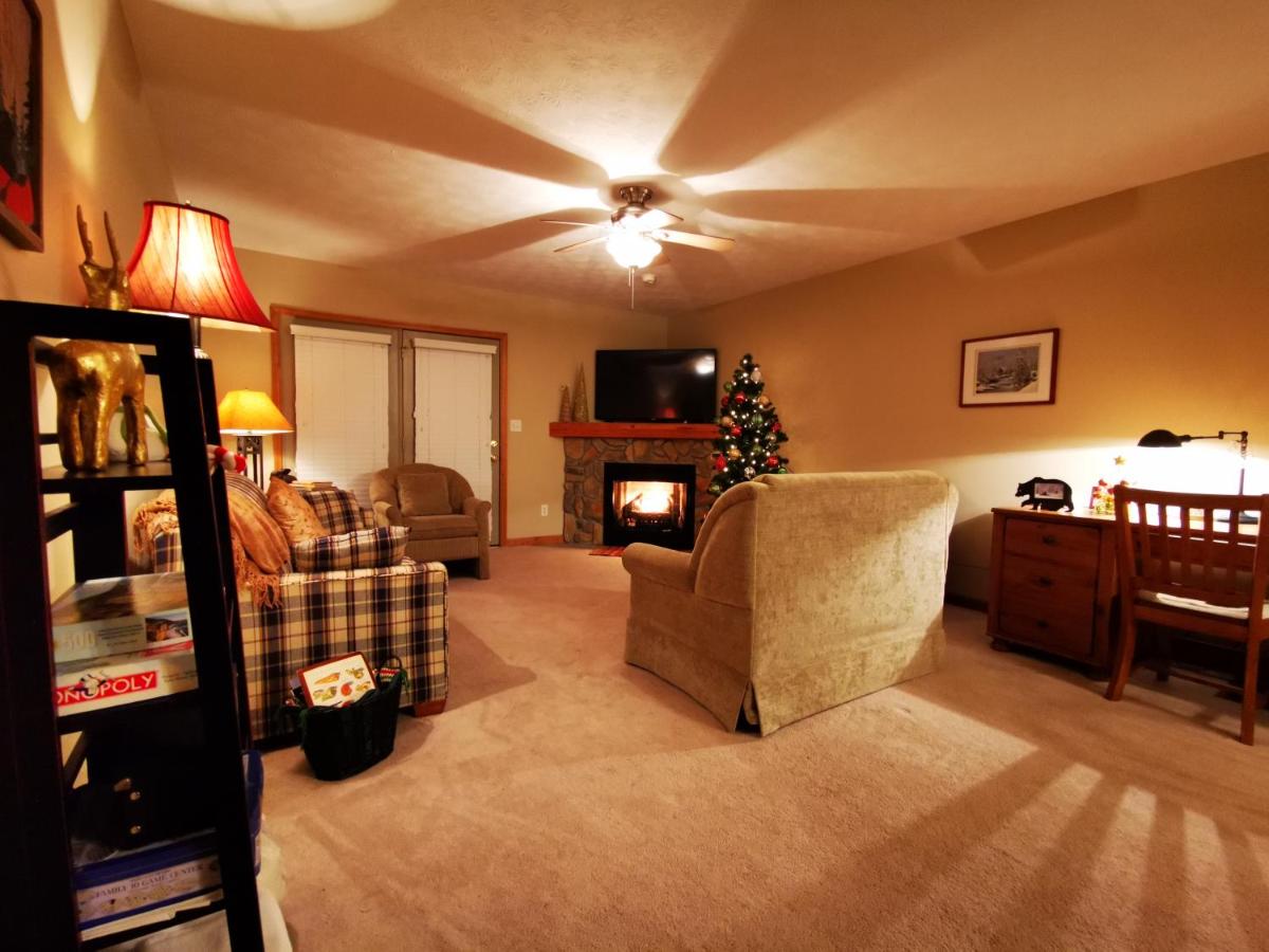 Gorgeous House for Ski Retreat or Mountain Vacations - Housity