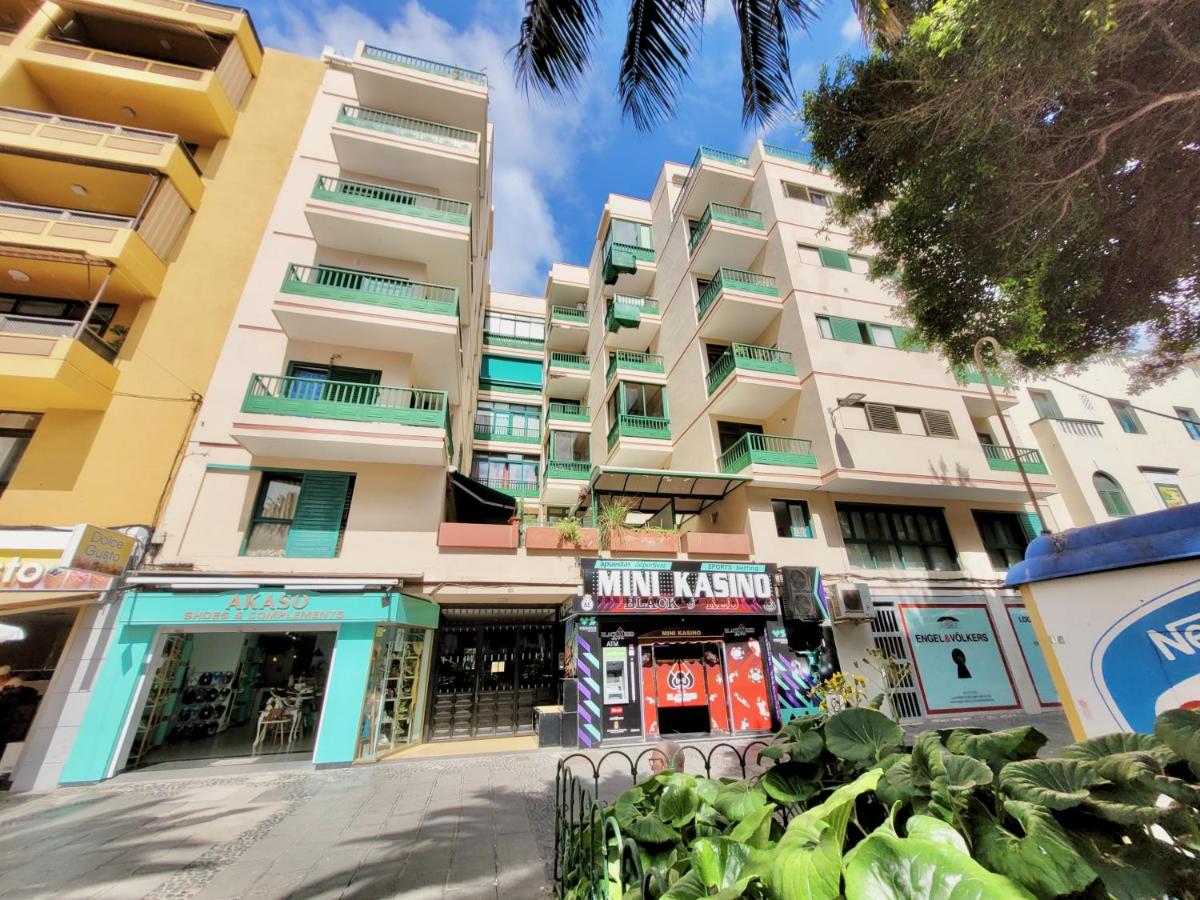 Moon Place - Housity
