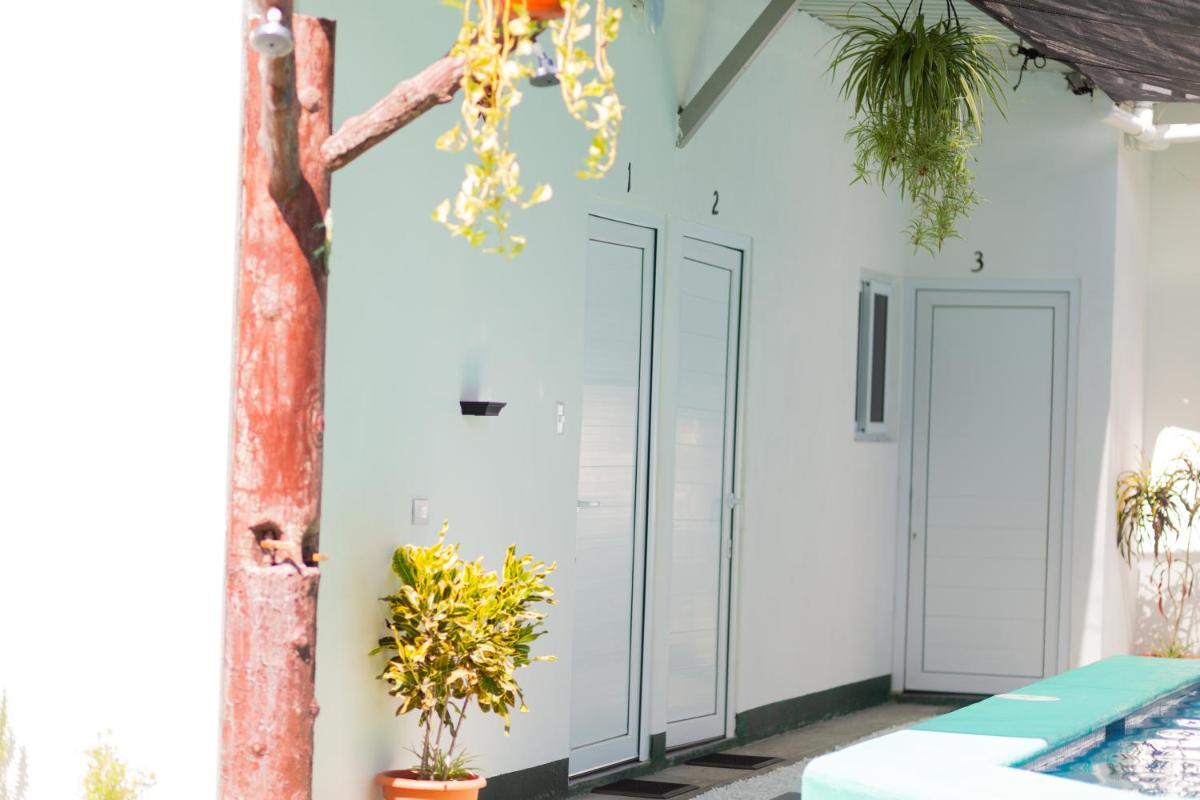 Hotel Villas Lucciana - Housity