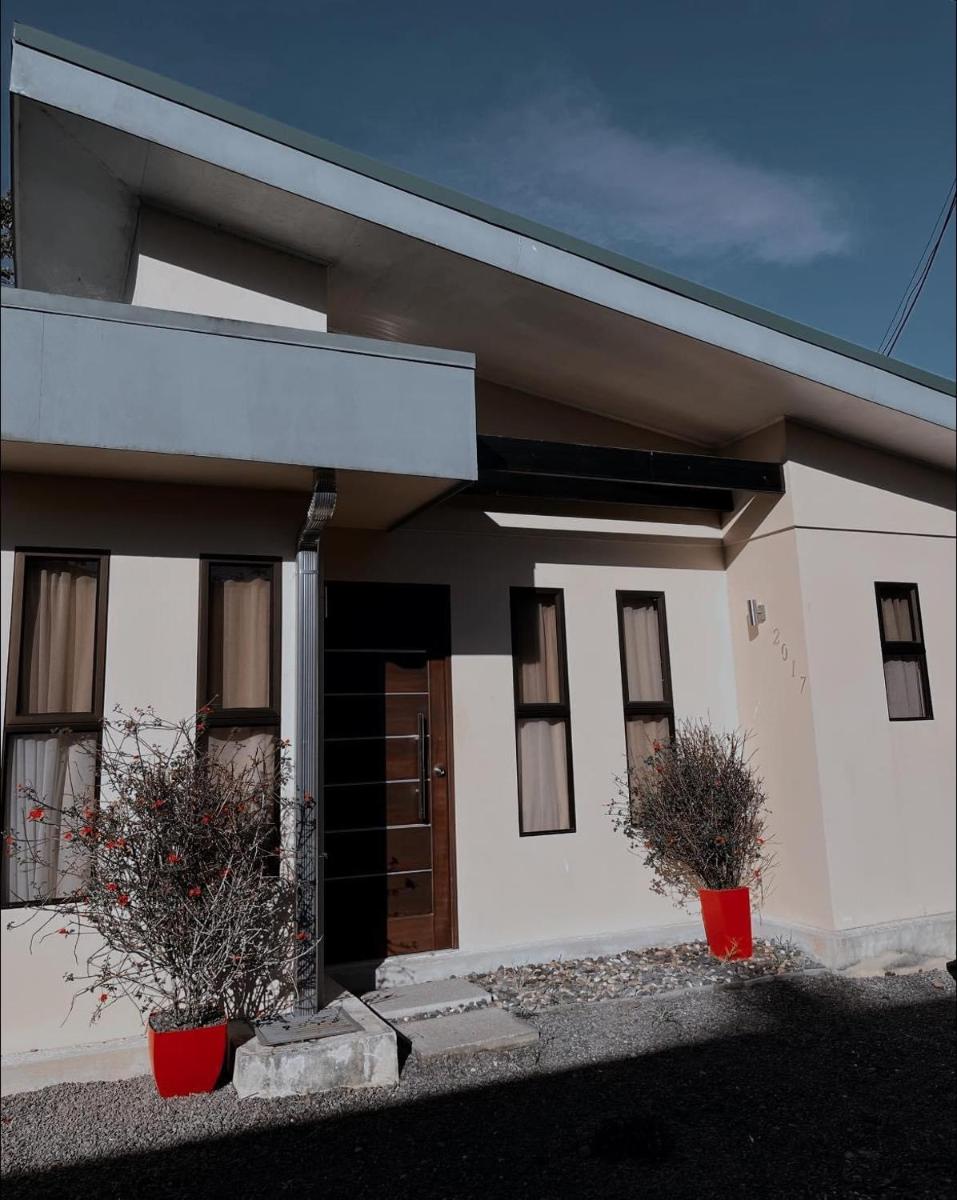 Honey House 2017 - Housity
