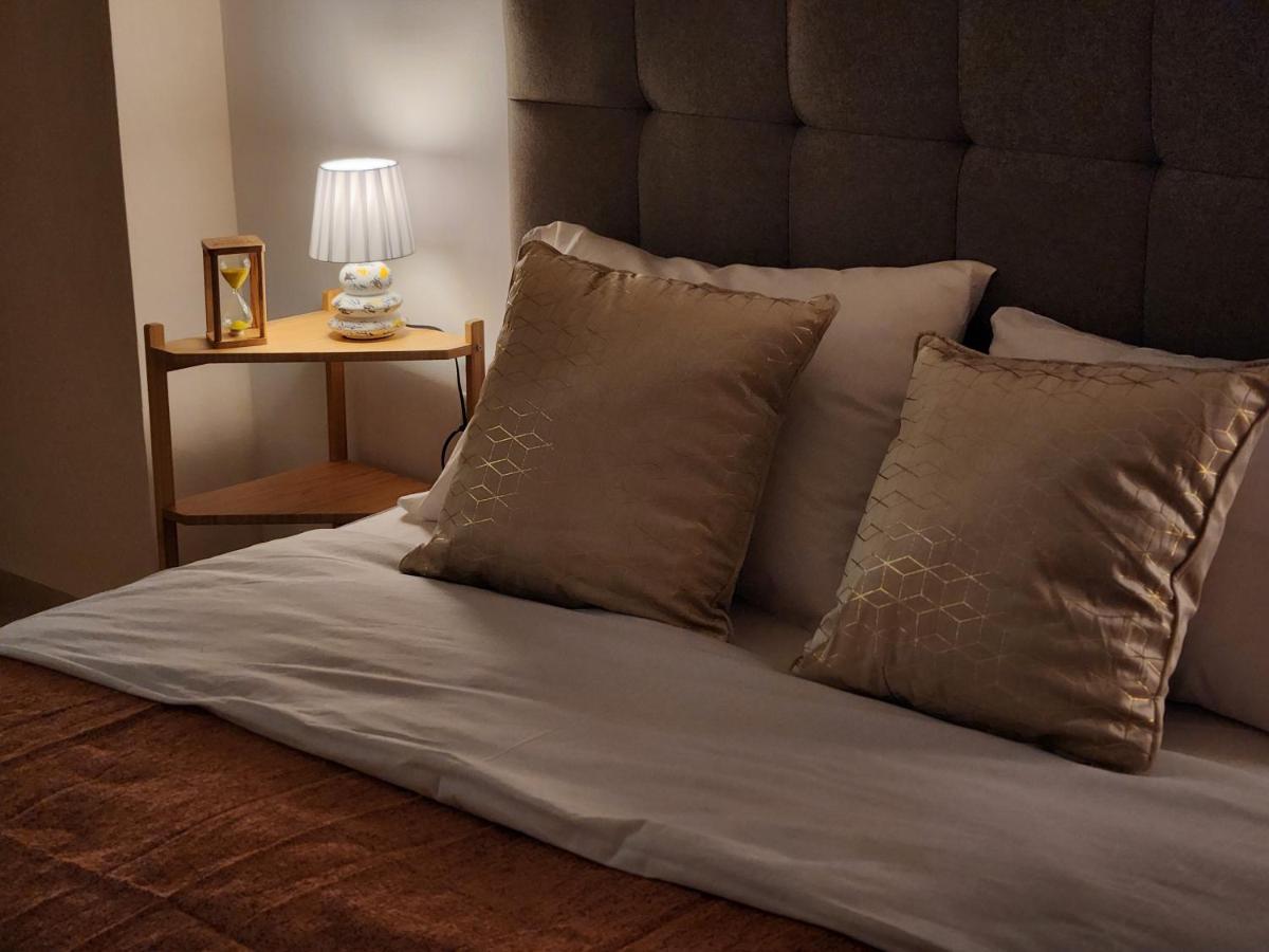 Menelaou Cozy Apartment VIPGreece - Housity