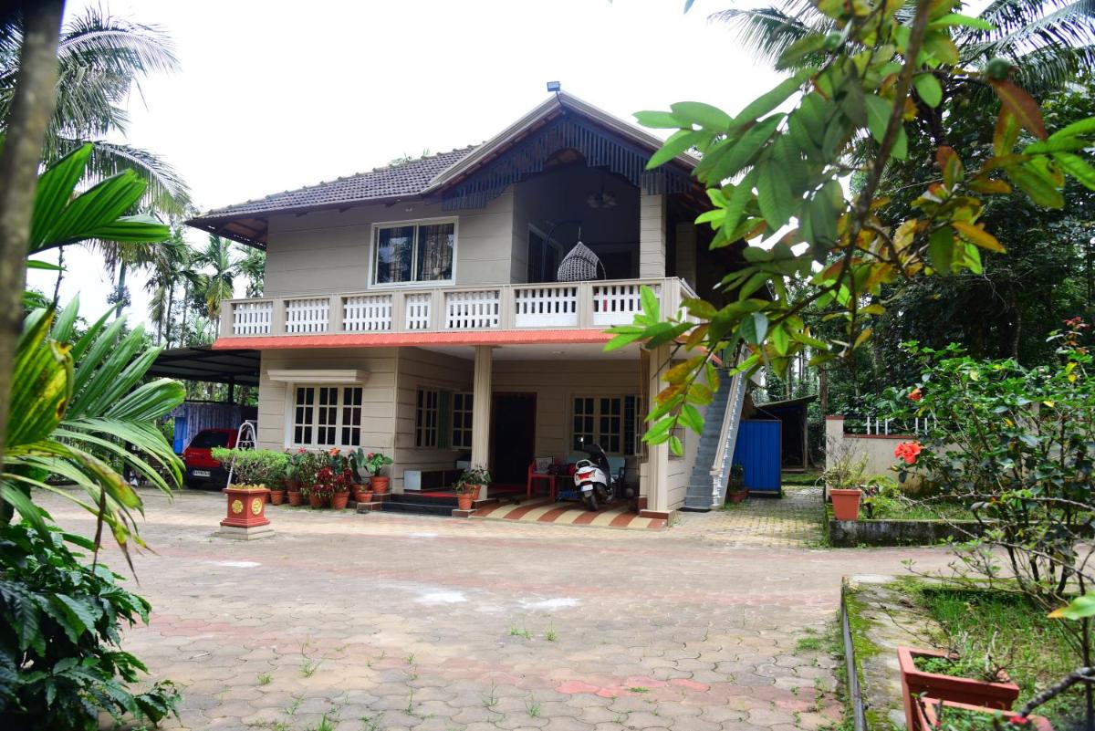 Mourya Homestay - 2BH, Estate, Balcony - Housity