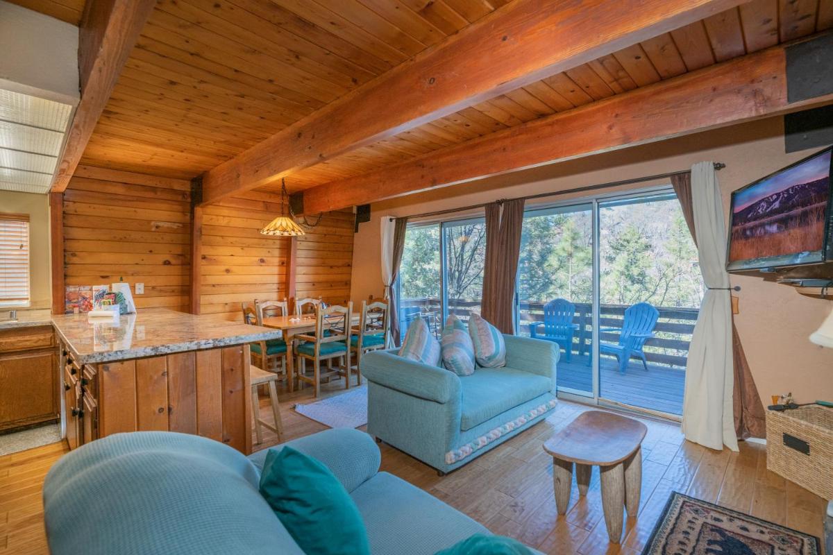 Bear Claw Inn - Housity