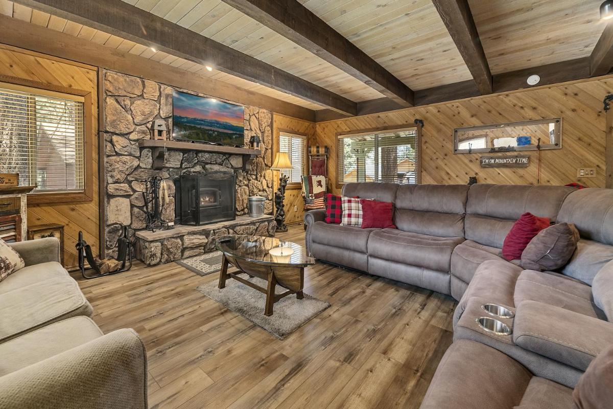 Summit Mountain Lodge - Housity