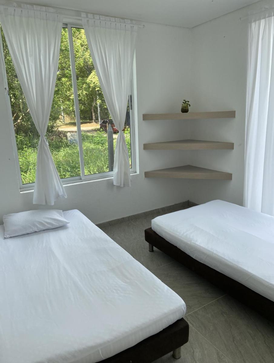 Casa Vacacional Bella Vista, Nariño Cundinamarca, con piscina, a 20 kilómetros de Girardot - Housity