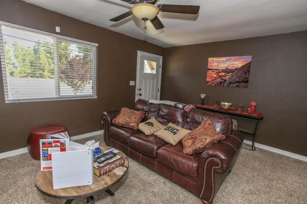 Golden Bear - Housity