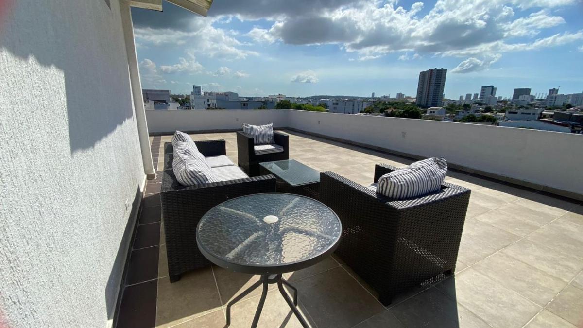 Los Alpes Edif Mile Habitación Estándar con Sala-Comedor Compartida - Housity