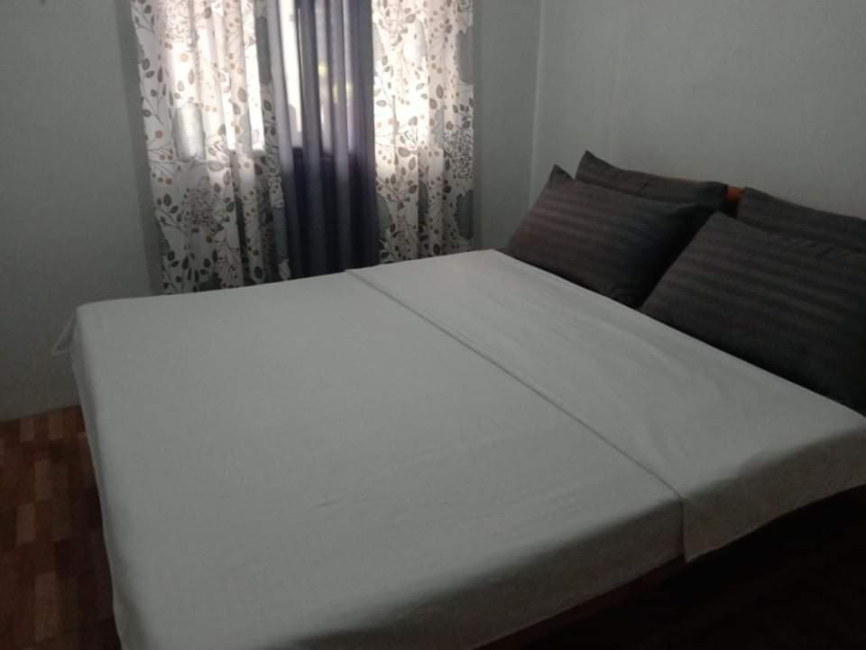 Laly's 54 Cozy Home -10 km to SBMA - Housity