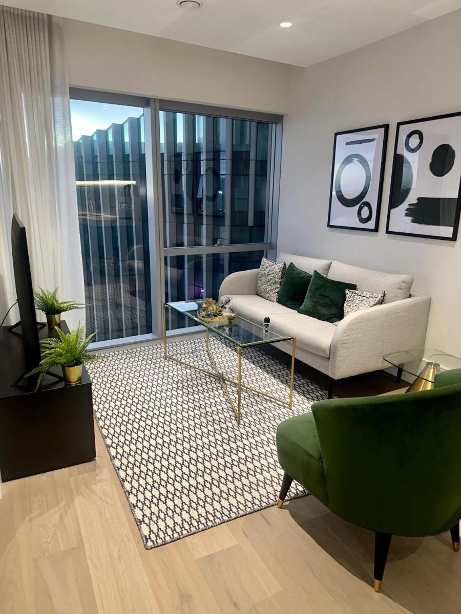 GODSON LUXURY ONE BED APARTMENT - Housity