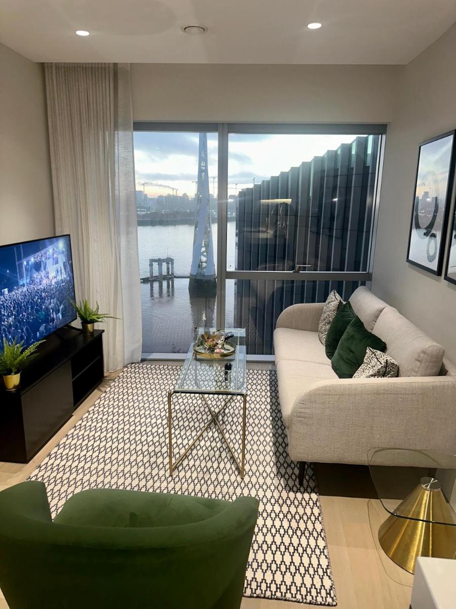 GODSON LUXURY ONE BED APARTMENT - Housity