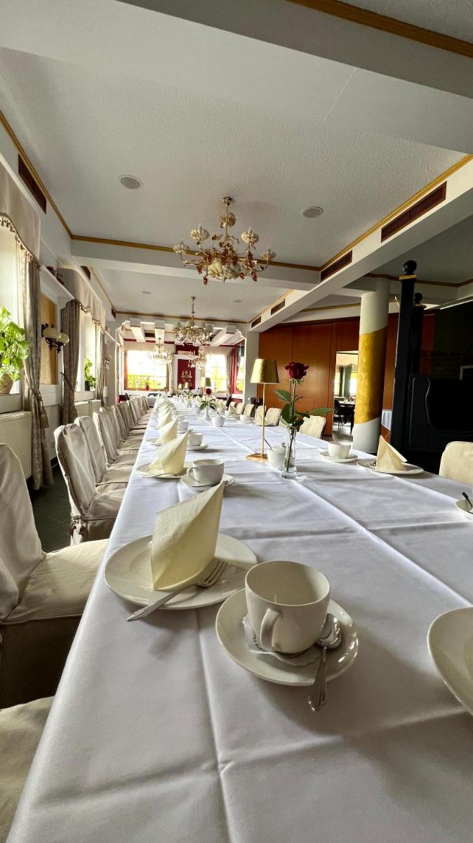 Showhotel Seerose - Housity