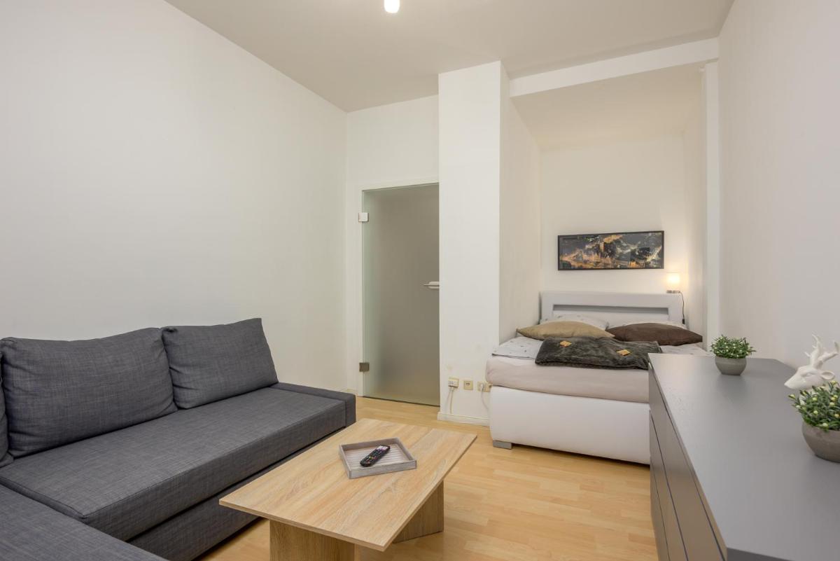 Zentral FeWo - EG - Karli - 30qm - Küche - DisneyPlus - Housity