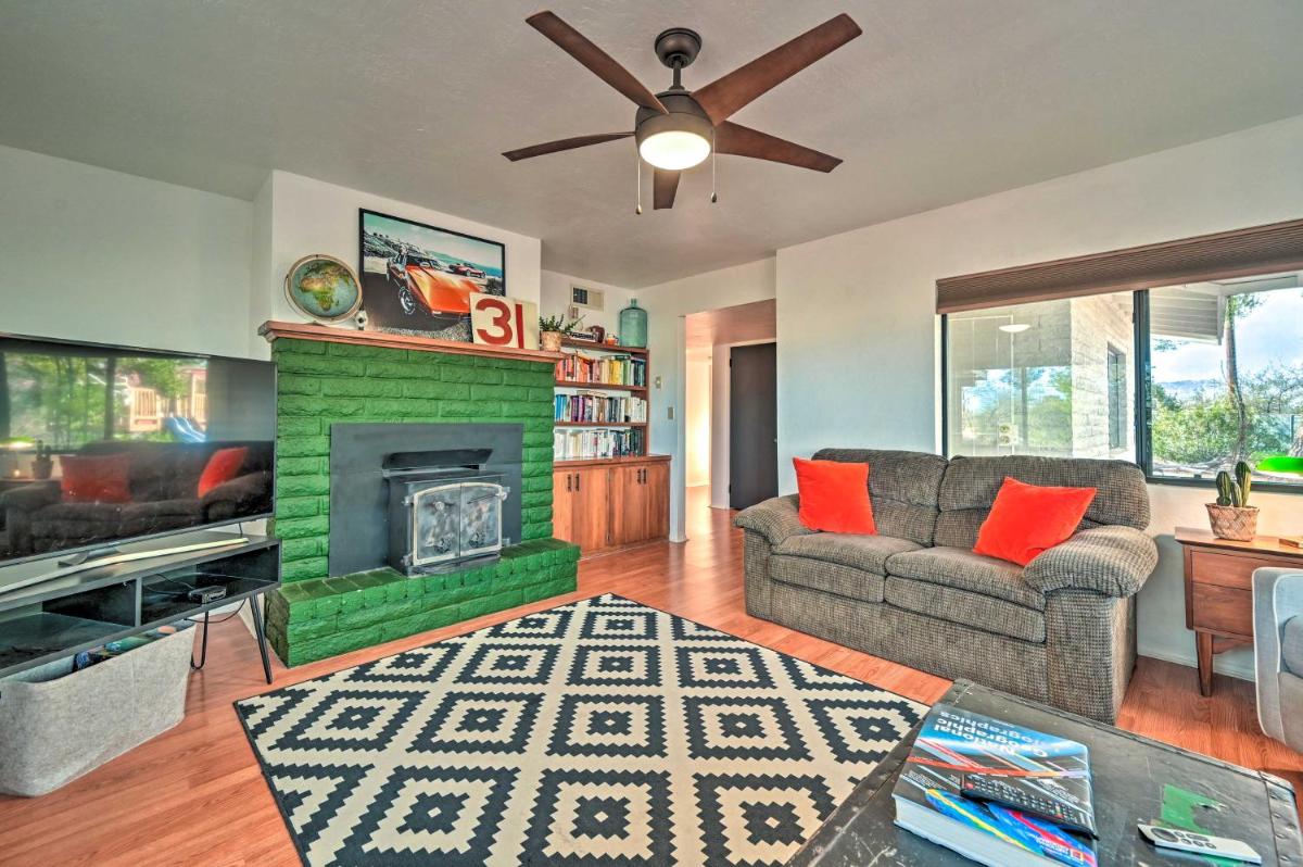 Pet-Friendly Gem with Treehouse 20 Mi to Sedona - Housity