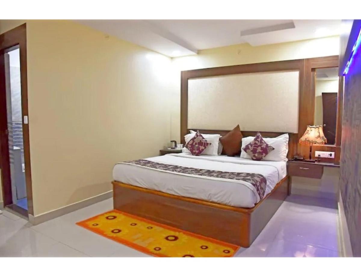 Hotel G Three, Lucknow - Housity