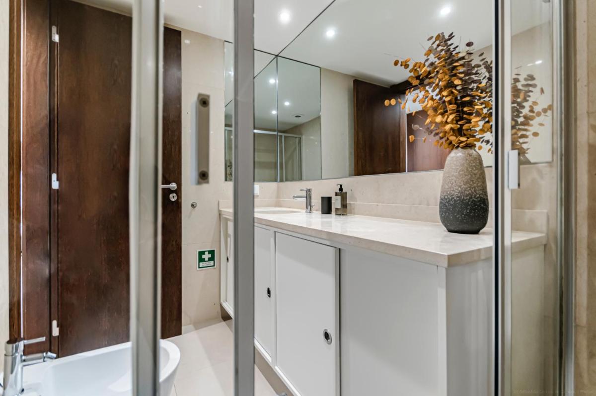 Studio in Cascais -Sea View -Pool - Hizvo