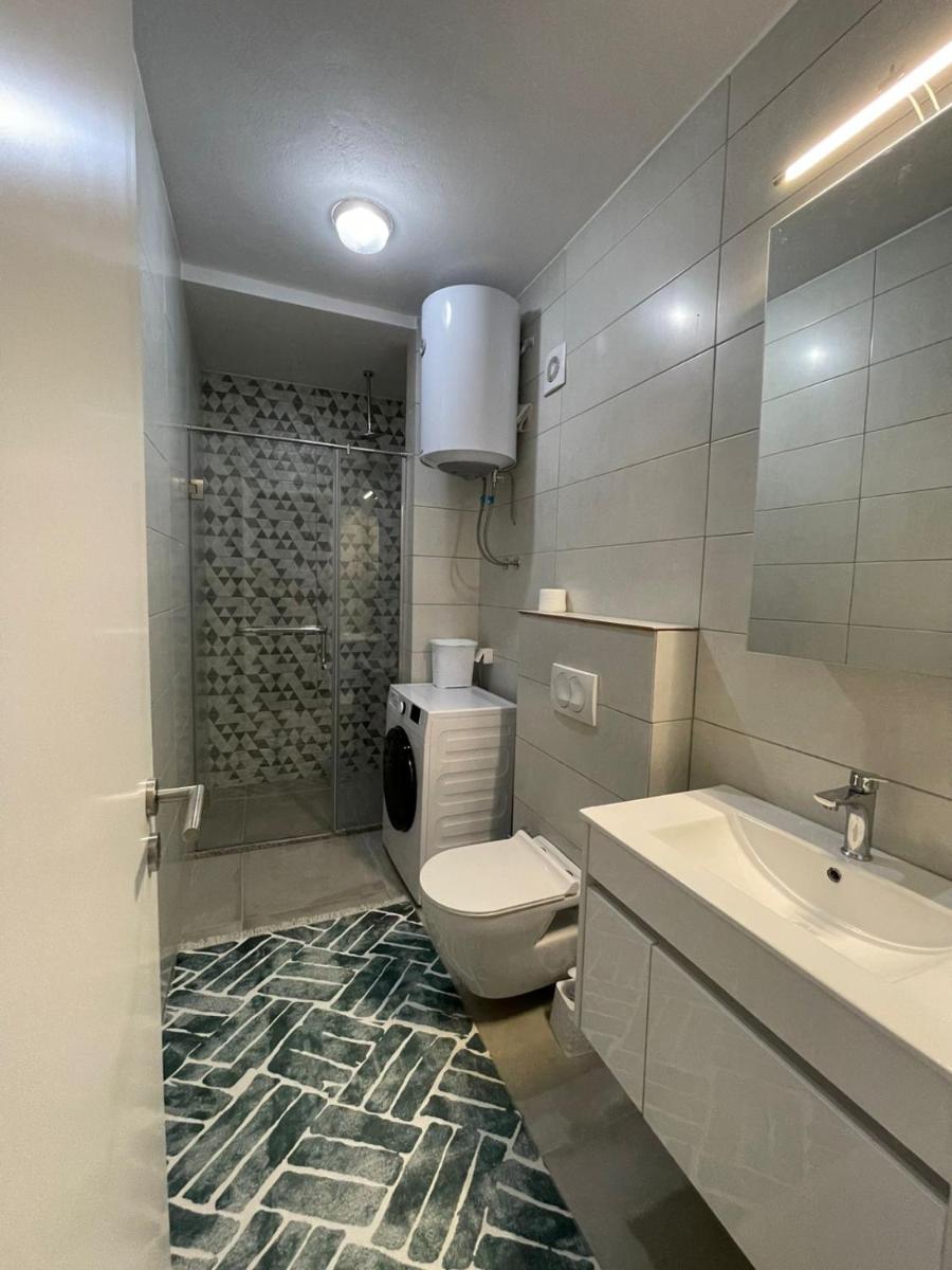 Suitetrails - Lovely apartment in Peja Citycenter