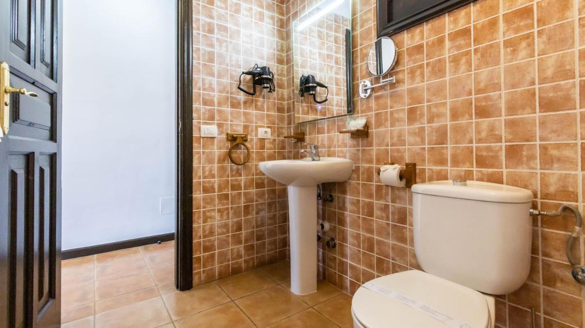 Un baño de Hotel Ecolife Tenerife